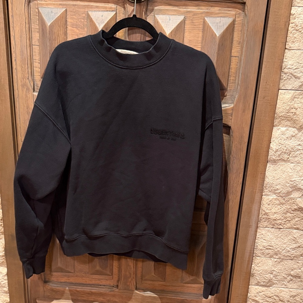 Essentials heat of god Black Crewneck Sweatshirt